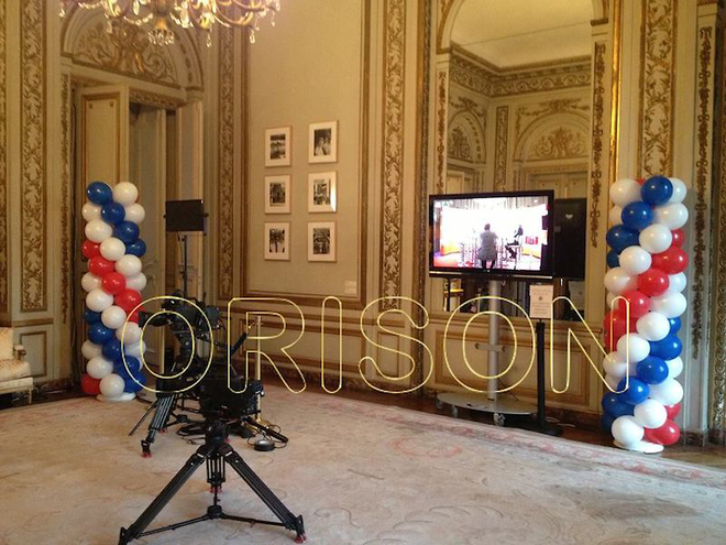 Orison - Colonne de ballon pour ambassade