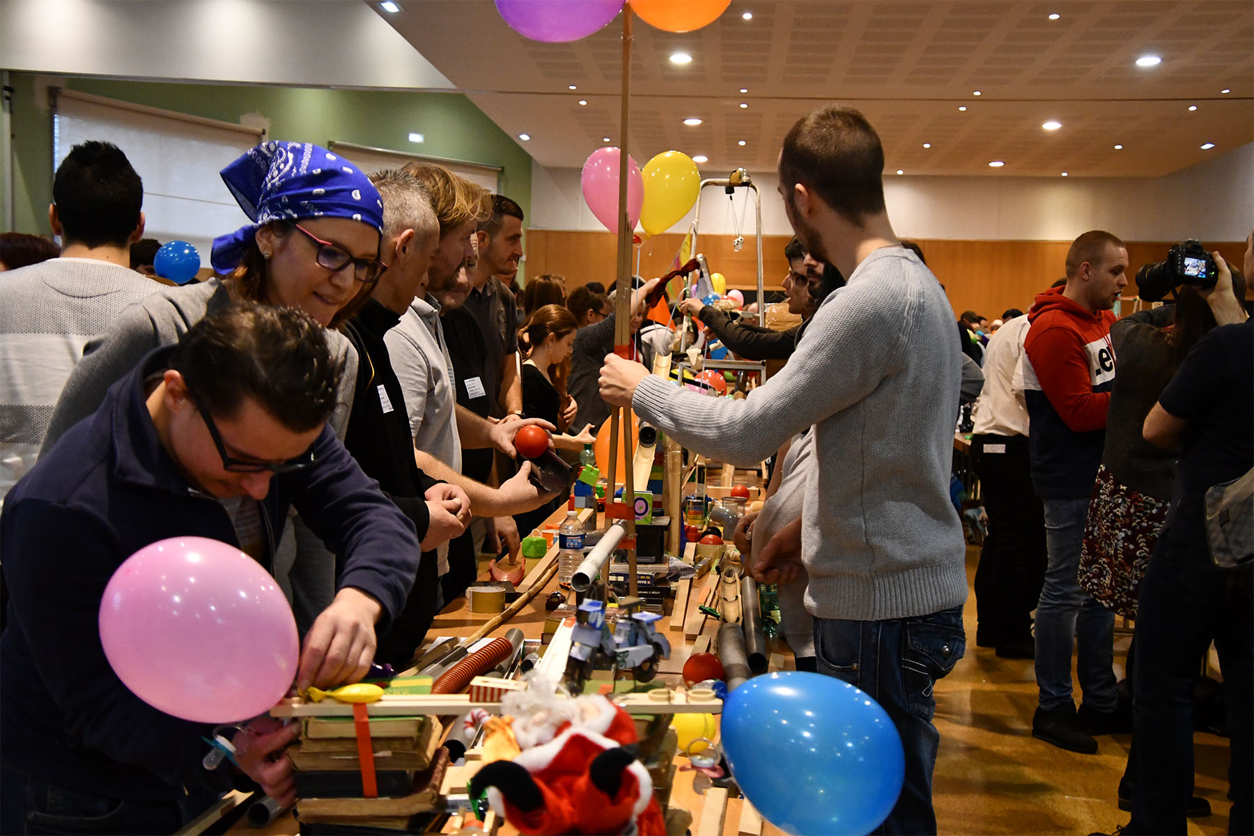 2iSD - team building collaboratif réactions en chaîne